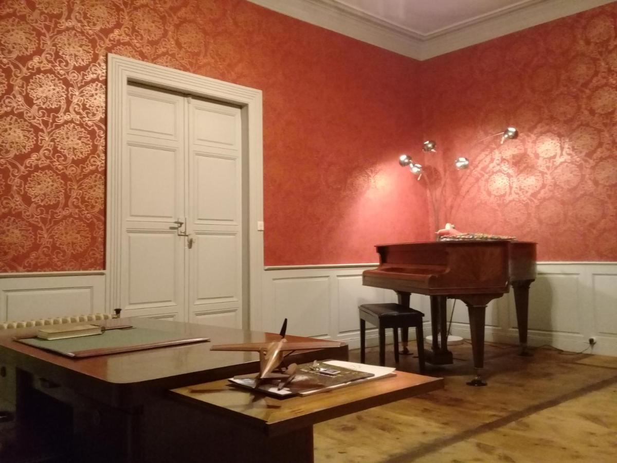 Bazar Du Nouveau Siecle Montrejeau Εξωτερικό φωτογραφία